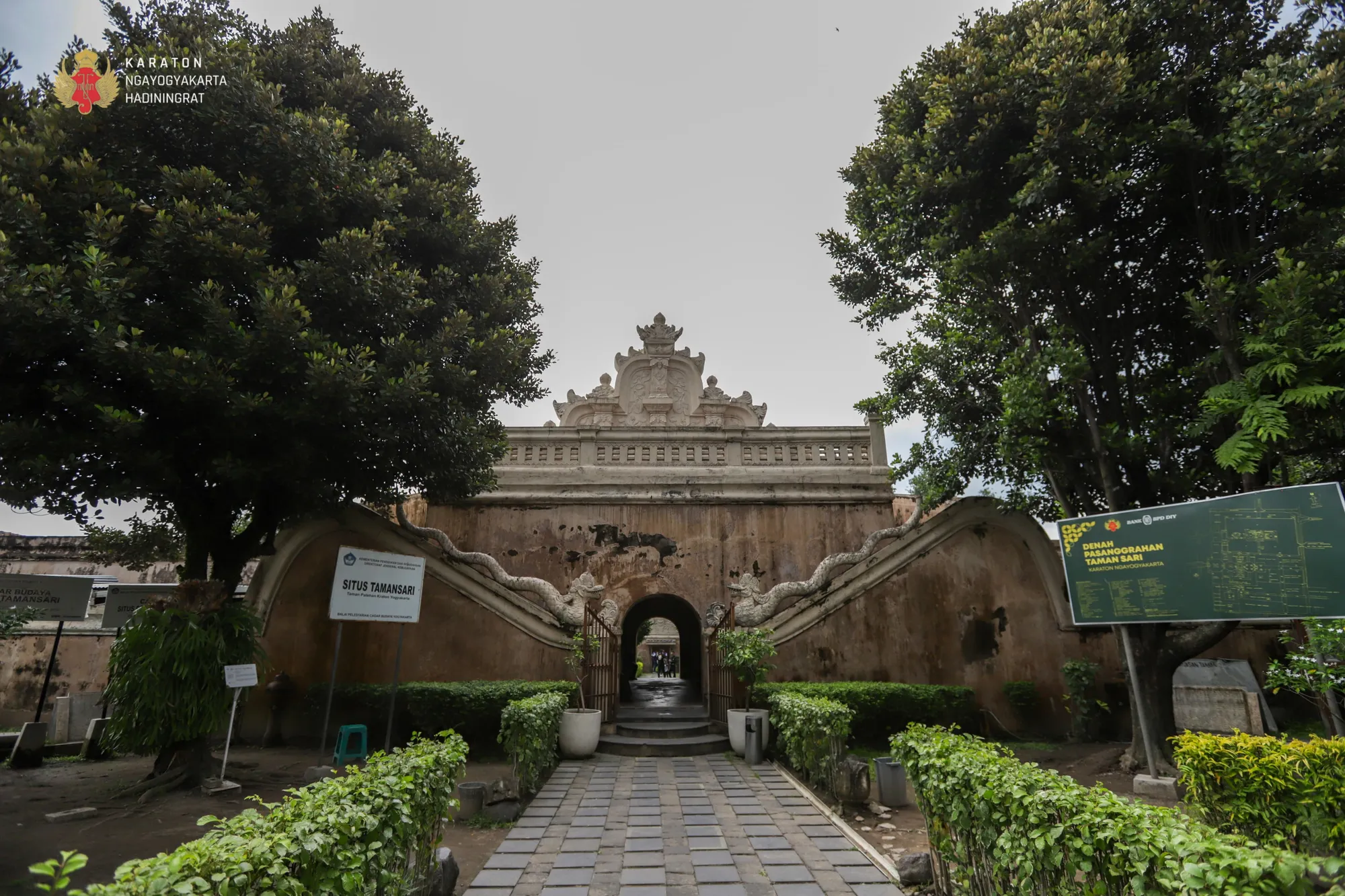 Gapura